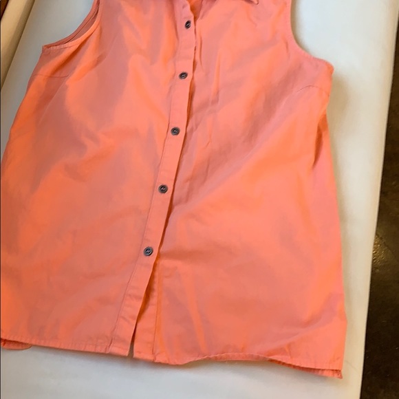Francesca’s Button Down Tank - Picture 4 of 6